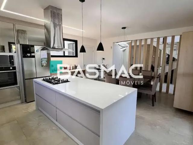 Casa / Sobrado para Venda em Curitiba/PR Portão 3 Quartos