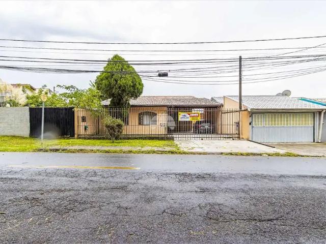 Casa / Sobrado para Venda em Curitiba/PR Portão 3 Quartos