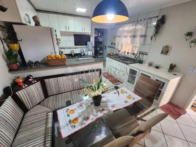 Casa / Sobrado para Venda em Curitiba/PR Portão 3 Quartos