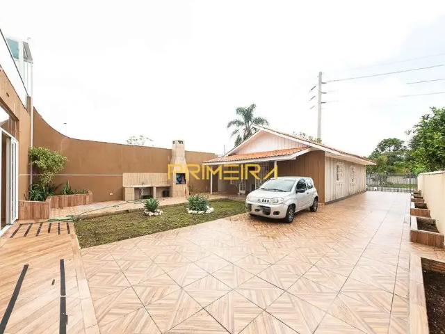 Casa / Sobrado para Venda em Curitiba/PR Rebouças 3 Quartos