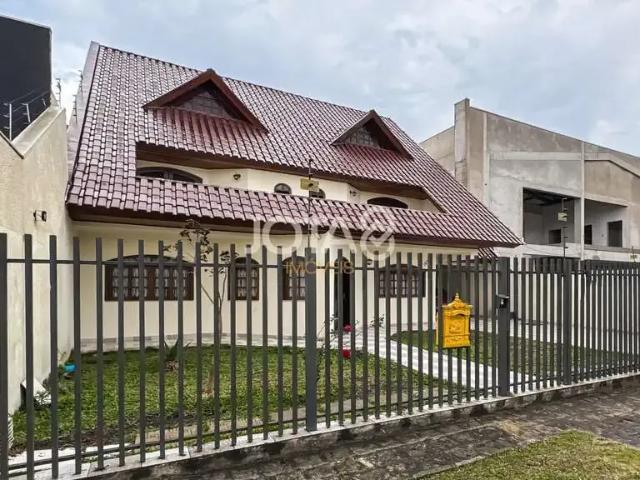 Casa / Sobrado para Venda em Curitiba/PR Rebouças 4 Quartos
