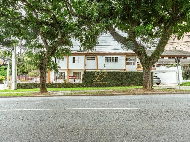 Casa / Sobrado para Venda em Curitiba/PR Rebouças 5 Quartos