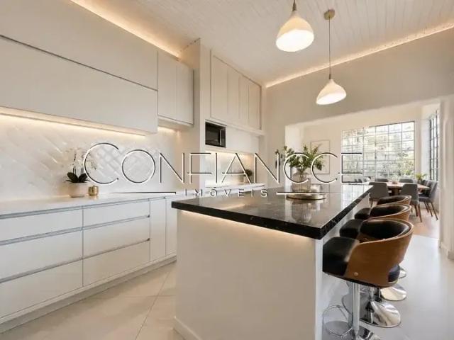 Casa / Sobrado para Venda em Curitiba/PR São Francisco 3 Quartos
