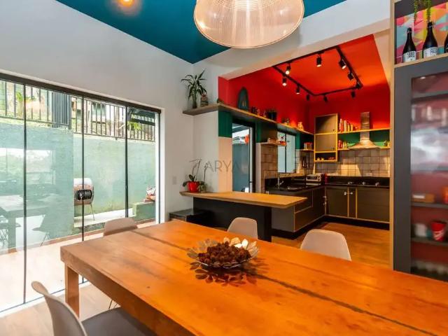 Casa / Sobrado para Venda em Curitiba/PR São Lourenço 4 Quartos
