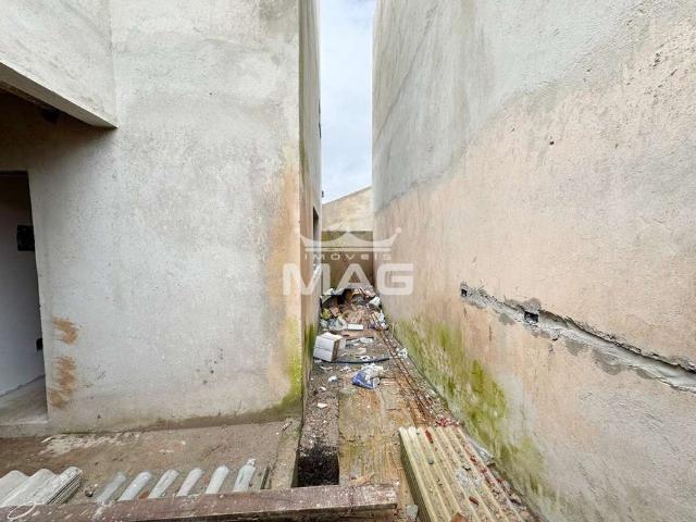 Casa / Sobrado para Venda em Curitiba/PR Santa Cândida 3 Quartos
