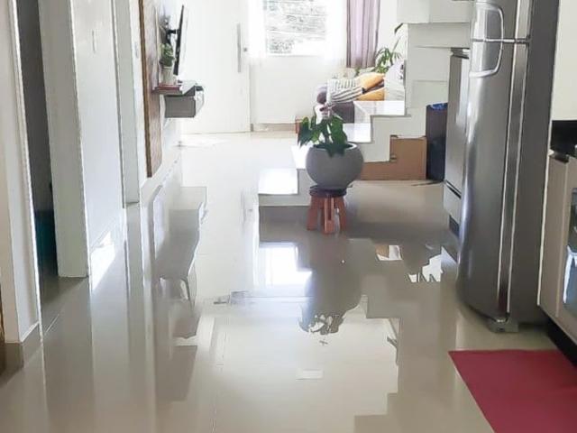 Casa / Sobrado para Venda em Curitiba/PR Santa Cândida 3 Quartos