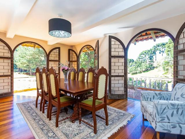 Casa / Sobrado para Venda em Curitiba/PR Santa Cândida 4 Quartos