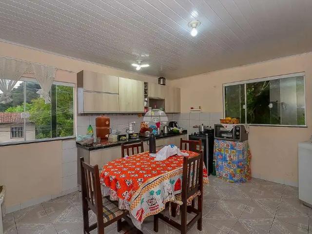 Casa / Sobrado para Venda em Curitiba/PR Santa Cândida 9 Quartos