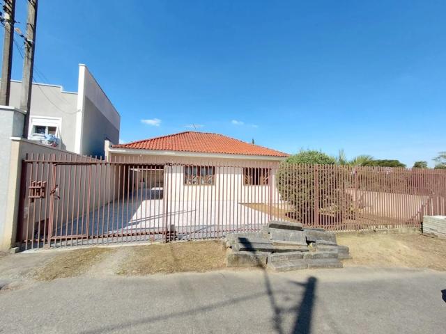 Casa / Sobrado para Venda em Curitiba/PR Santa Felicidade 3 Quartos