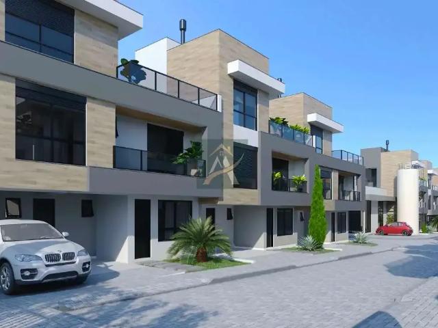 Casa / Sobrado para Venda em Curitiba/PR Santa Felicidade 3 Quartos