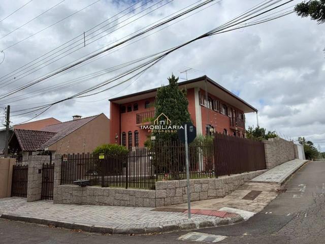 Casa / Sobrado para Venda em Curitiba/PR Santa Felicidade 4 Quartos