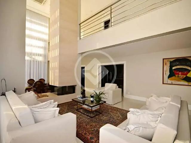 Casa / Sobrado para Venda em Curitiba/PR Santa Felicidade 4 Quartos
