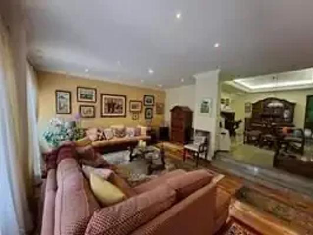Casa / Sobrado para Venda em Curitiba/PR Santa Felicidade 4 Quartos
