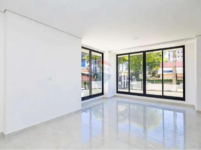 Casa / Sobrado para Venda em Curitiba/PR Santa Quitéria 3 Quartos