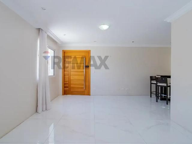Casa / Sobrado para Venda em Curitiba/PR Santa Quitéria 4 Quartos