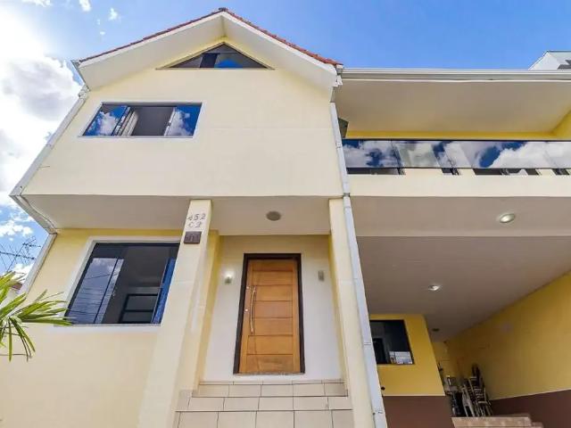 Casa / Sobrado para Venda em Curitiba/PR Santa Quitéria 5 Quartos