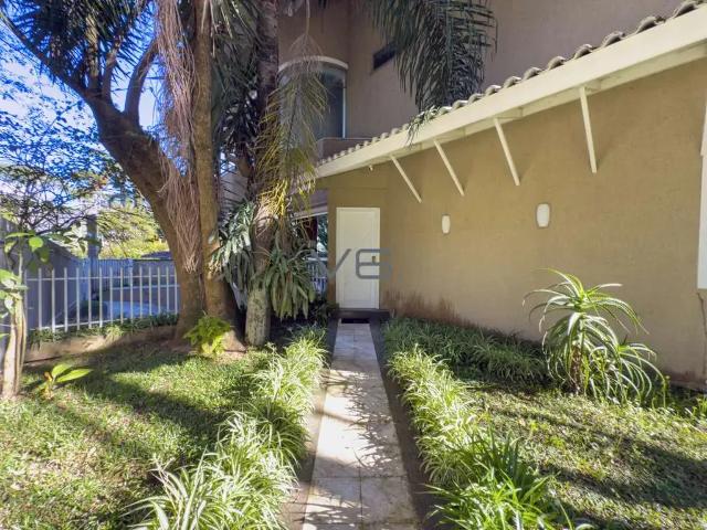 Casa / Sobrado para Venda em Curitiba/PR Santo Inácio 4 Quartos