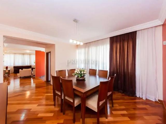 Casa / Sobrado para Venda em Curitiba/PR Seminário 4 Quartos