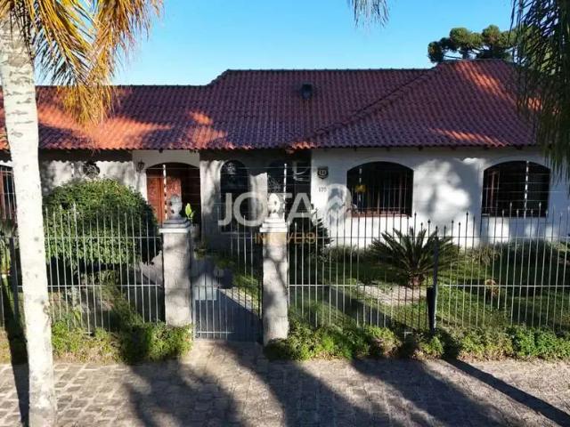 Casa / Sobrado para Venda em Curitiba/PR Seminário 4 Quartos
