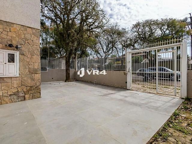 Casa / Sobrado para Venda em Curitiba/PR Seminário 5 Quartos