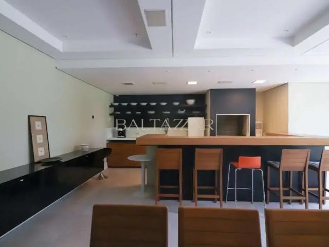 Casa / Sobrado para Venda em Curitiba/PR Seminário 6 Quartos