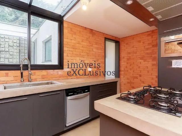 Casa / Sobrado para Venda em Curitiba/PR Seminário 3 Quartos