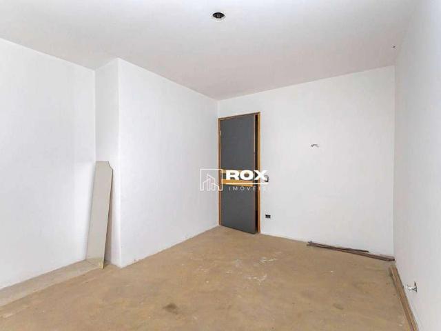 Casa / Sobrado para Venda em Curitiba/PR Seminário 3 Quartos