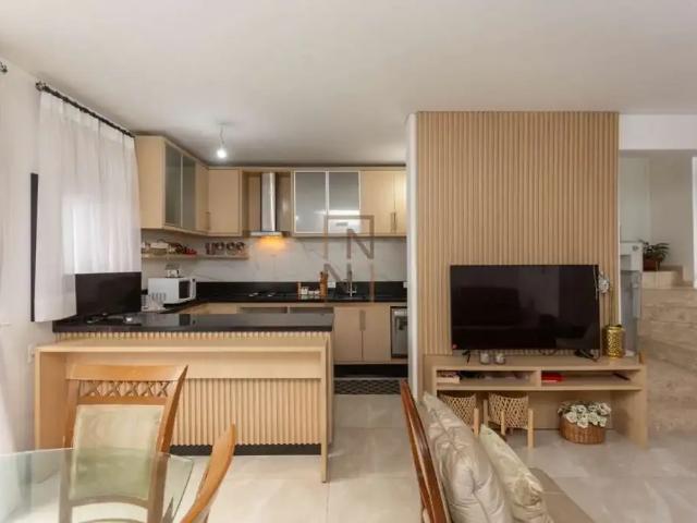 Casa / Sobrado para Venda em Curitiba/PR Seminário 3 Quartos