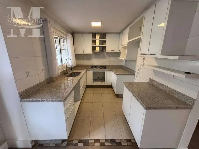 Casa / Sobrado para Venda em Curitiba/PR Seminário 3 Quartos