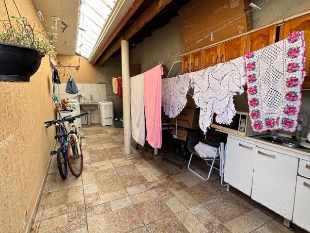 Casa / Sobrado para Venda em Curitiba/PR Sítio Cercado 3 Quartos
