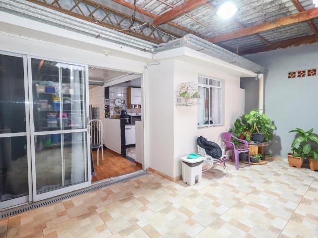 Casa / Sobrado para Venda em Curitiba/PR Sítio Cercado 4 Quartos