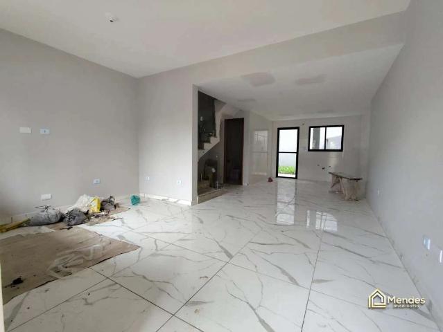 Casa / Sobrado para Venda em Curitiba/PR Sítio Cercado 4 Quartos
