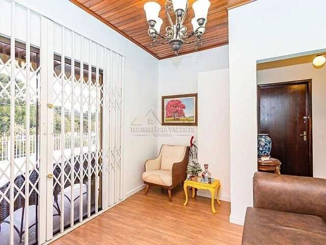 Casa / Sobrado para Venda em Curitiba/PR Taboão 5 Quartos