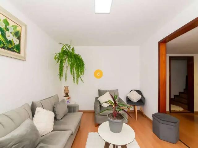 Casa / Sobrado para Venda em Curitiba/PR Tarumã 3 Quartos