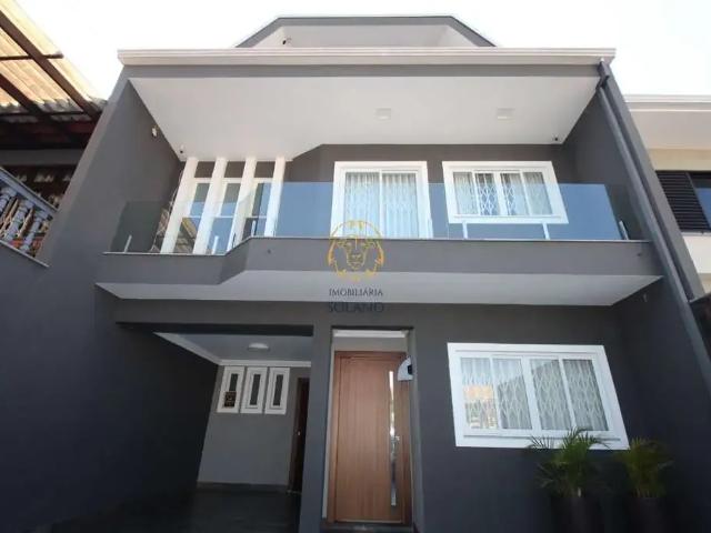 Casa / Sobrado para Venda em Curitiba/PR Tarumã 3 Quartos