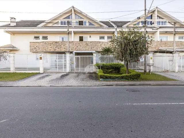 Casa / Sobrado para Venda em Curitiba/PR Tarumã 3 Quartos