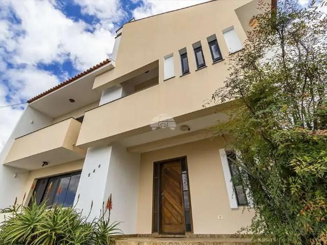 Casa / Sobrado para Venda em Curitiba/PR Tarumã 7 Quartos