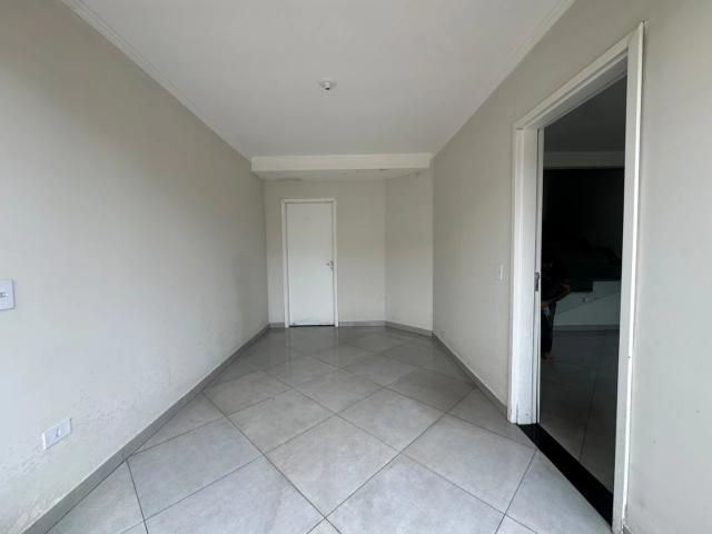 Casa / Sobrado para Venda em Curitiba/PR Tatuquara 3 Quartos