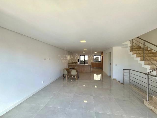 Casa / Sobrado para Venda em Curitiba/PR Tingui 4 Quartos