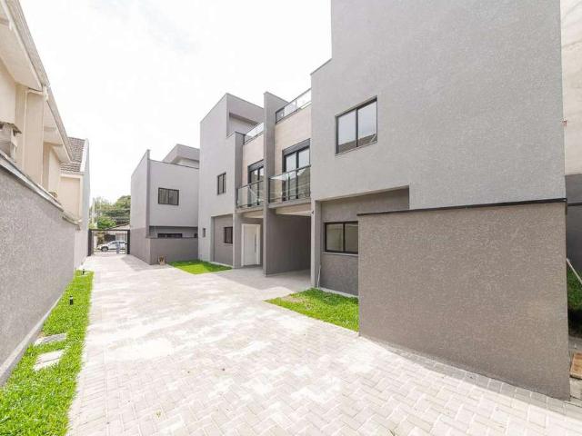 Casa / Sobrado para Venda em Curitiba/PR Uberaba 3 Quartos