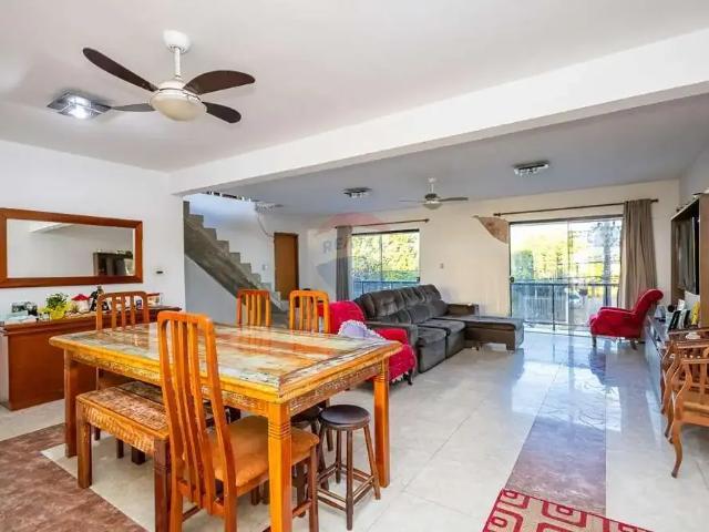 Casa / Sobrado para Venda em Curitiba/PR Uberaba 3 Quartos