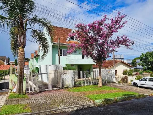 Casa / Sobrado para Venda em Curitiba/PR Uberaba 3 Quartos