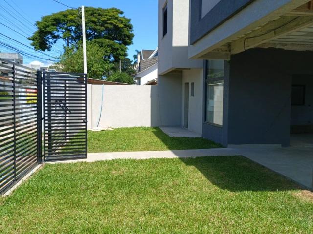 Casa / Sobrado para Venda em Curitiba/PR Uberaba 3 Quartos
