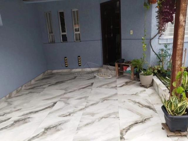 Casa / Sobrado para Venda em Curitiba/PR Uberaba 3 Quartos