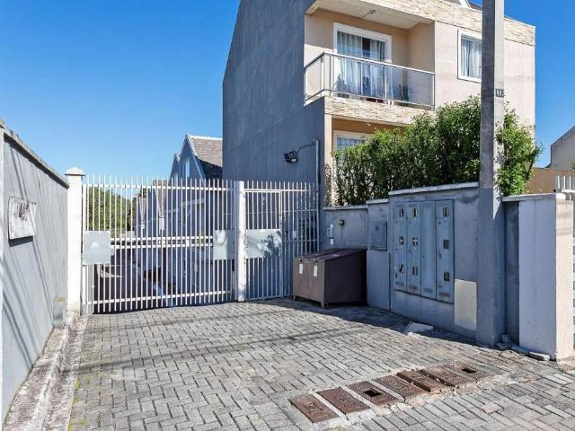 Casa / Sobrado para Venda em Curitiba/PR Uberaba 3 Quartos