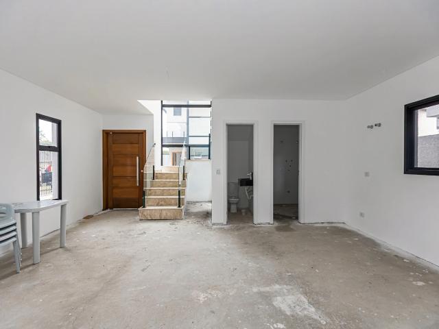 Casa / Sobrado para Venda em Curitiba/PR Uberaba
