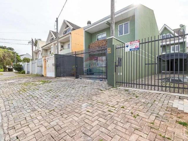 Casa / Sobrado para Venda em Curitiba/PR Uberaba 4 Quartos