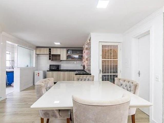 Casa / Sobrado para Venda em Curitiba/PR Uberaba 4 Quartos