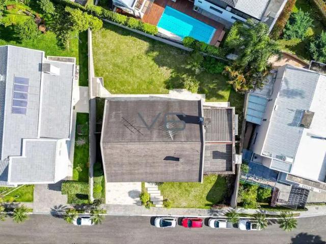 Casa / Sobrado para Venda em Curitiba/PR Uberaba 4 Quartos