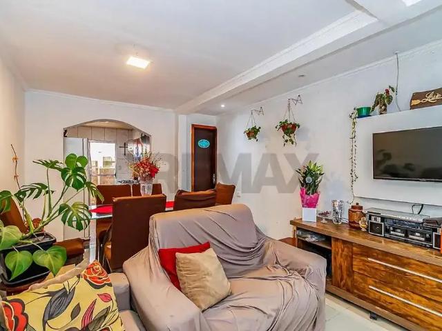 Casa / Sobrado para Venda em Curitiba/PR Uberaba 4 Quartos